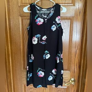 🦋 3 for $10 🦋 Maurices Black Floral Mini Dress